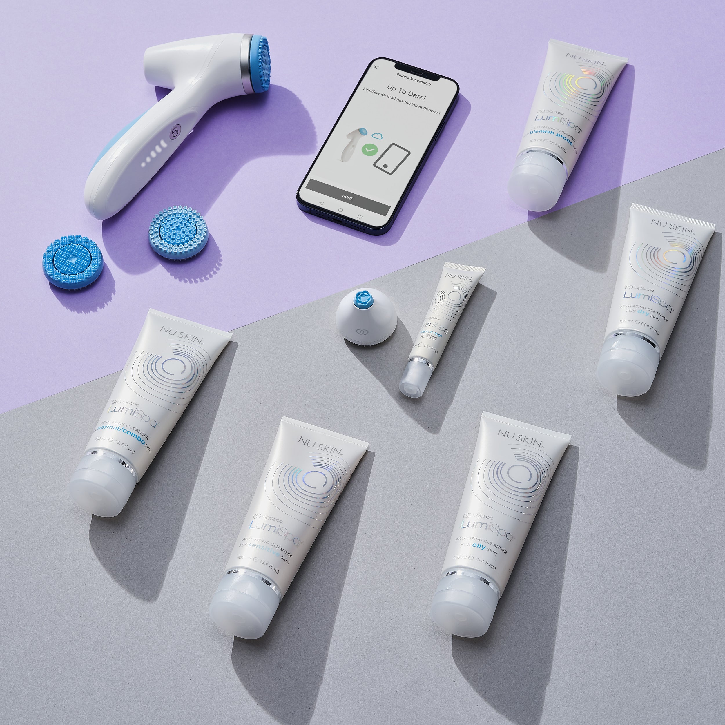 Designed for LumiSpa, the Activating Cleanser is specially formulated to enable the precise cushioning, cleansing, and interaction with the skin, optimizing the effectiveness of LumiSpa's proprietary treatment head action to maximize the skin perfecting.